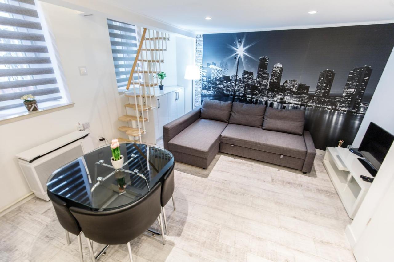 Sleek Minimalist Studio At Inner City Budapest Eksteriør billede